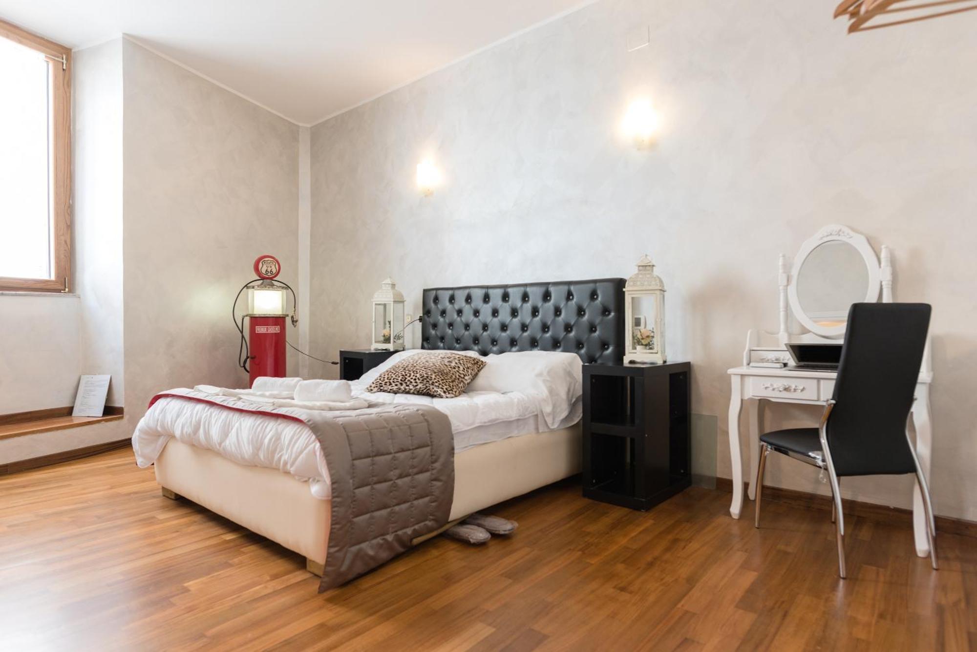 Prince'S Suite - Budget Rooms & Apt Piazza Del Popolo โรม ภายนอก รูปภาพ